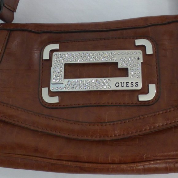 GUESS, small purse with adjustable handle GUC